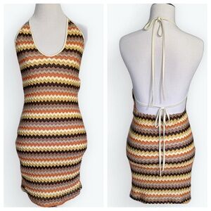 “Crocheted“ Halter Dress Boho Chic Sexy Mini Open-Back Vintage Vibes 70s-80s ~XL